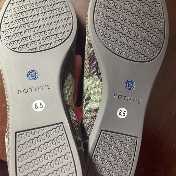 Rothy’s - Picture 2 of 2